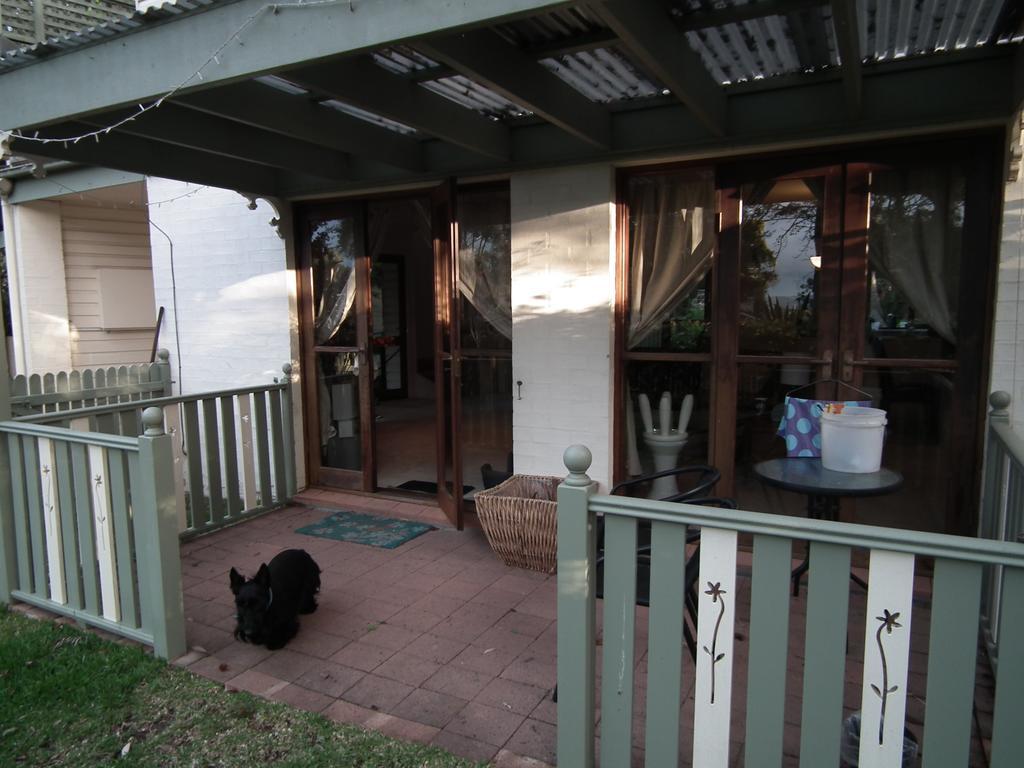 Frenchs Forest Bed And Breakfast Sydney Exterior foto
