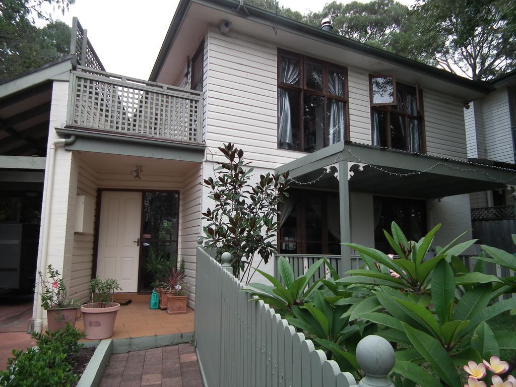 Frenchs Forest Bed And Breakfast Sydney Exterior foto